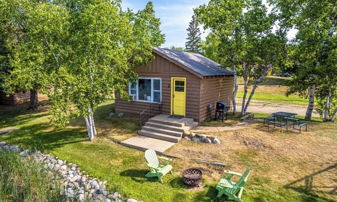 Park Rapids House | Cozy Cabin #2 with Ocean View and Family-Friendly Perks