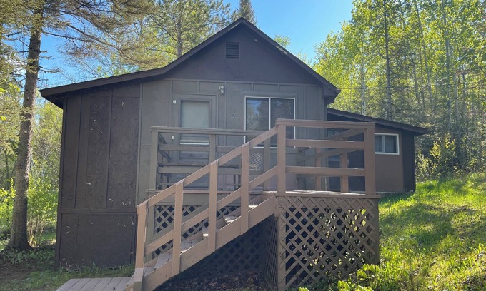 Ely Cabin | Family-Friendly Cabin with Boat Access and Ocean Views