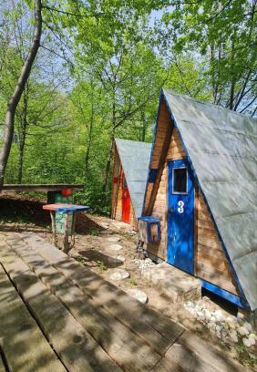Novi Grad Sarajevo Other | Cozy Cabin 4 at Hill Station: Family & Pet Friendly Retreat