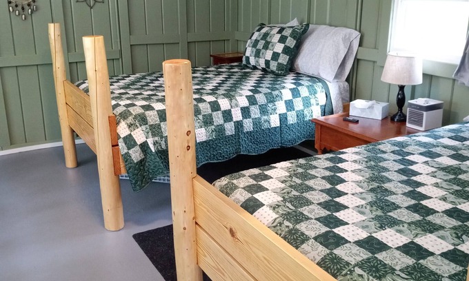 Grayling Cabin | Cozy Stay at Cabin #5 - Mill Pond CT with Pet-Friendly Perks