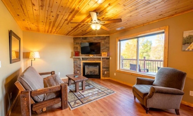Isle Resort | Cabin 7 with beacutiful lakeviews