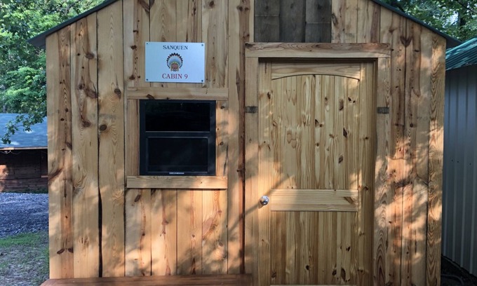 Hatfield RV Rental | Cabin 9 - Rustic Mountain Retreat for Couples and Pets