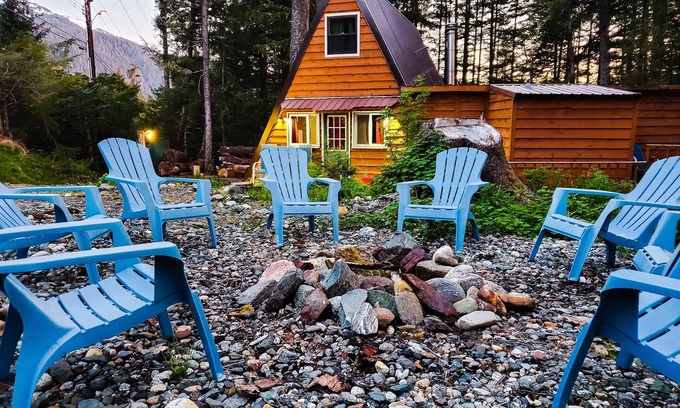 North Douglas Cabin | Cozy Cabin & A-Frame Retreat near Eaglecrest & Trails
