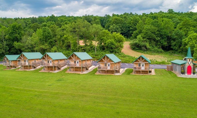 Oneida Cabin | Nature Retreat: Cozy Cabin with Trails, Fishing & Creek Access