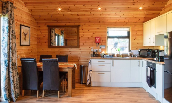 East Dereham Cottage | Serene Cabin Hideaways: Your Ideal Escape Awaits