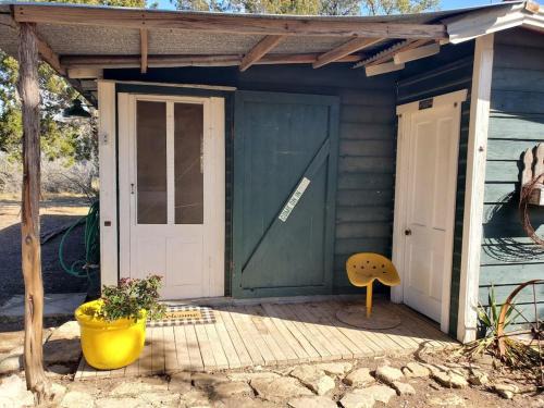 Bandera House | Cozy Cabin Getaway with Hot Tub Under the Stars
