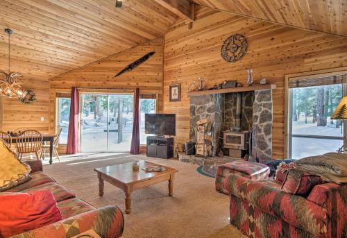 Truckee House | Inviting Tahoe Donner Cabin with Lake Access & Pet-Friendly Amenities