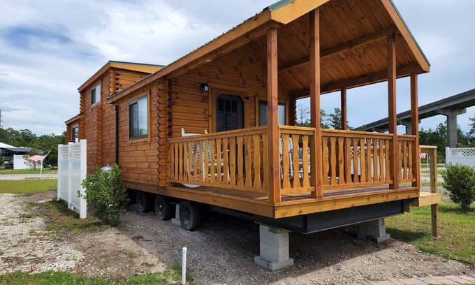 Core Creek Cabin | Fishermen's Paradise: Pet-Friendly Retreat Near Beaufort, NC