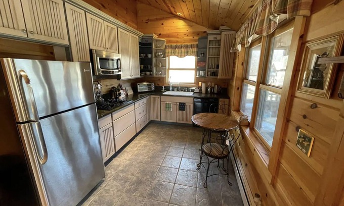Canaan Valley Cabin | Cozy Mountain Cabin with Pond and Pet-Friendly Amenities