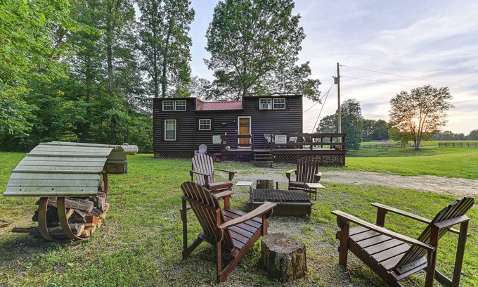 Dabolt Cabin | Experience Highland Haven: Cozy Cabin on a Cattle Farm