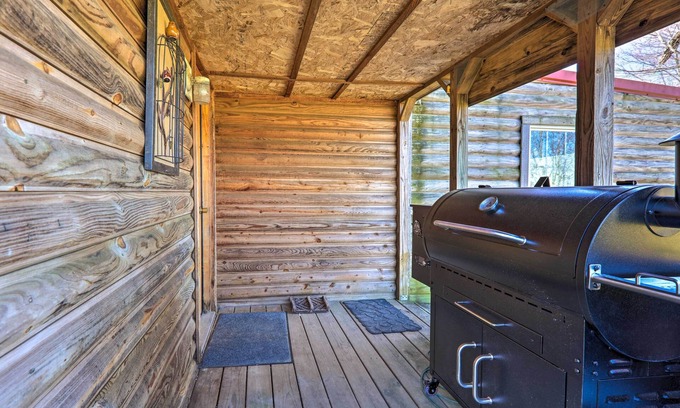 Dabolt Cottage | Highland Haven: Cozy Cabin on a Working Cattle Farm