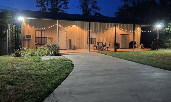 Chandler Cabin | Cabin perfect for any lover of gaming or cinema