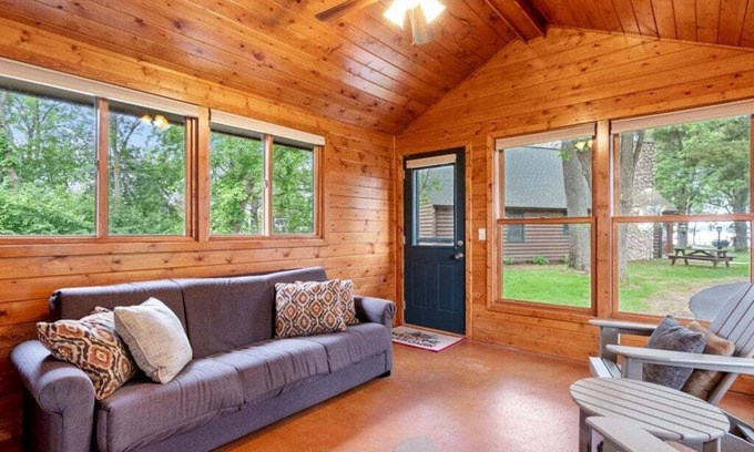 Nisswa Cabin | Cozy Cabin with Fireplace for a Romantic Gull Lake Escape