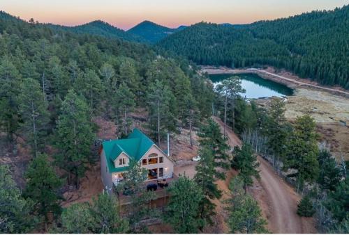 Bailey House | Relaxing Mountain Retreat with Hot Tub and Breathtaking Views
