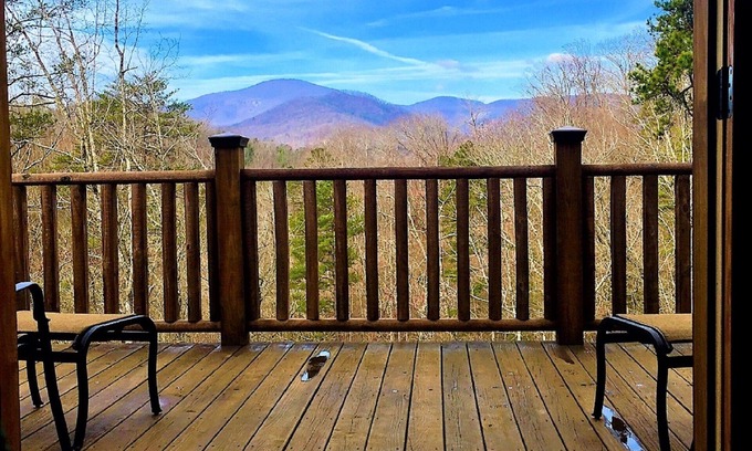 Lake Lure Cabin | Pet-Friendly Cabin with Mountain Views and Top Ratings