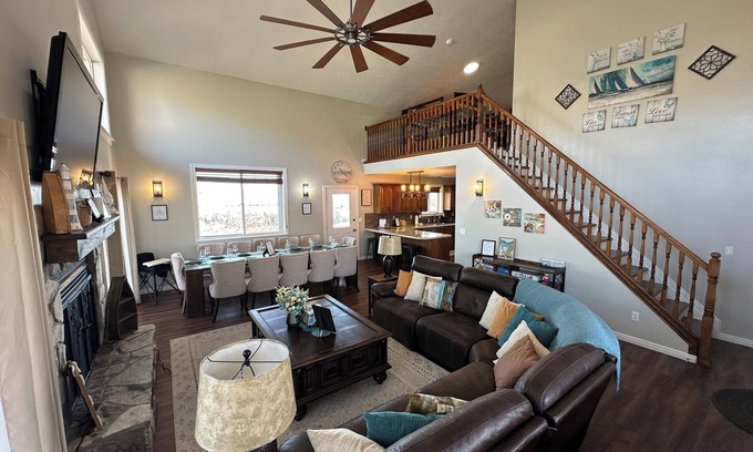 Sweetwater Cabin | Scenic Lake View Cabin with Private Beach Access