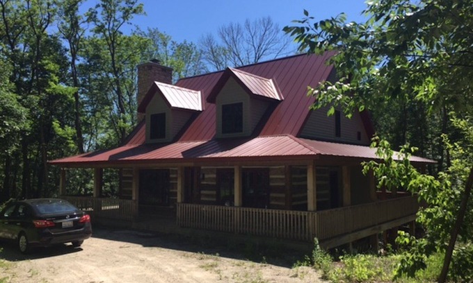 Fish Creek Cabin | Cozy Cabin with Modern Kitchen and Lake View Amenities