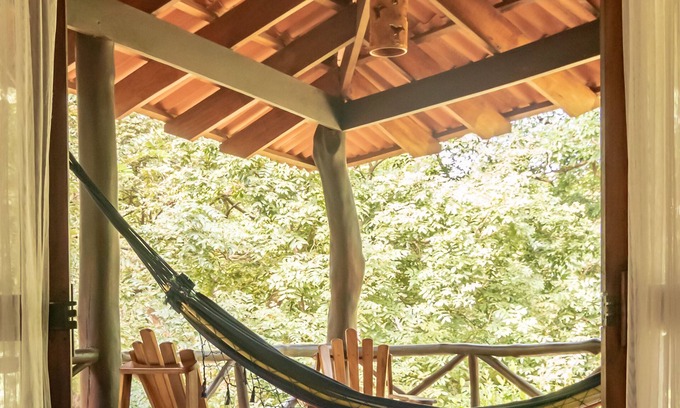 Avellanas Beach Hotel | Discover Cabinas Las Olas: Spa, Restaurant & Family-Friendly