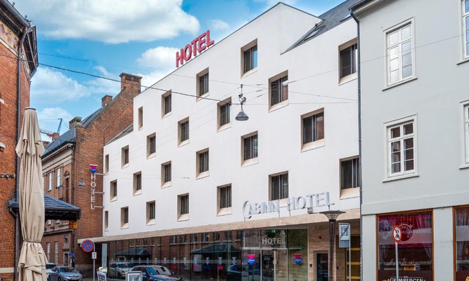 Midtbyen Hotel | Popular Cabinn Aarhus: Family-Friendly with Breakfast Included