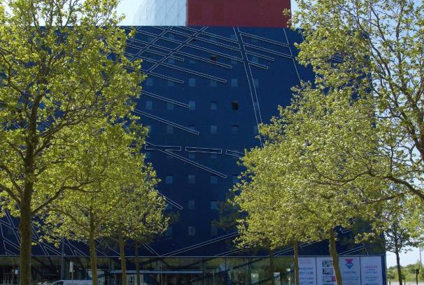 Amager Hotel | Budget-Friendly Cabinn Metro with Breakfast & Kitchen Access
