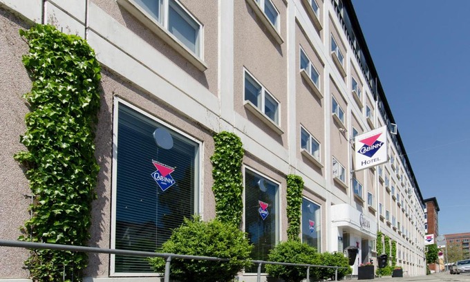 Frederiksberg C Hotel | Convenient Stay at Cabinn Scandinavia with Hot Tub Access