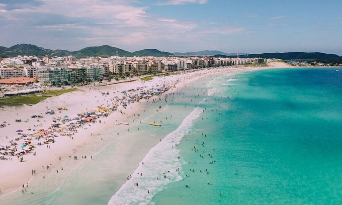 Foguete Apartment | Budget-Friendly Suite 09 in Cabo Frio with Pool & Spa