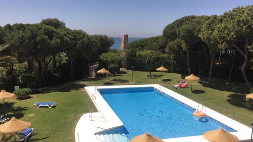 Cabopino Apartment | Exceptional Cabopino N: Oceanfront Pool & Beach Access