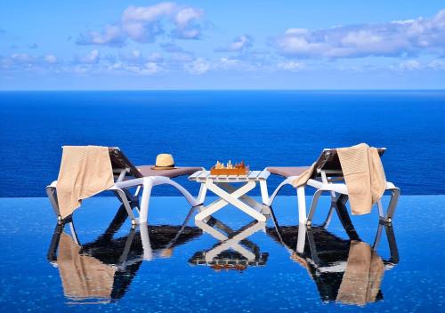 La Victoria de Acentejo Villa | Relax at Cachito de Cielo: Oceanfront with Pool & Hot Tub