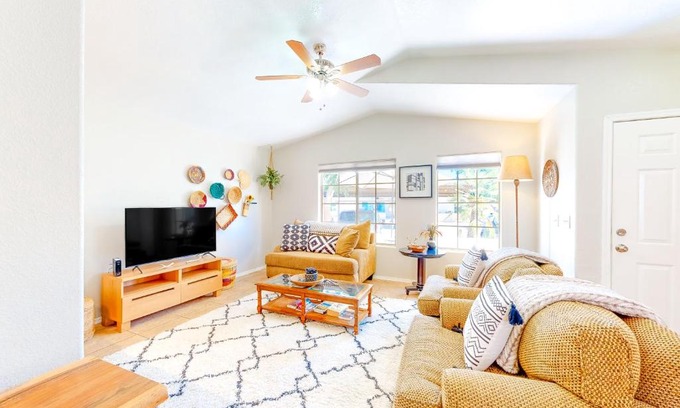 Chandler Apartment | Relax at Cactus Casita: 4-Star Stay with Pool & Family Fun