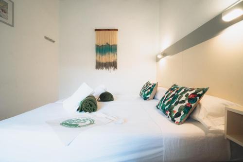 San Sebastian de la Gomera House | Cozy Cactus Hostel with Ocean View & Breakfast Included