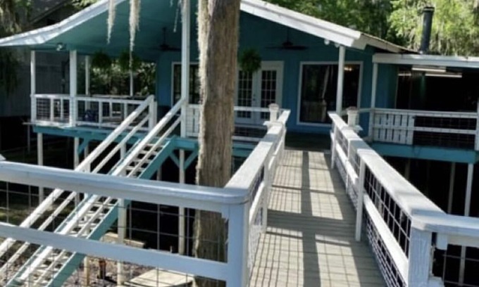 Karnack House | Beautiful Caddo Lake Waterfront Retreat with Pool & Views