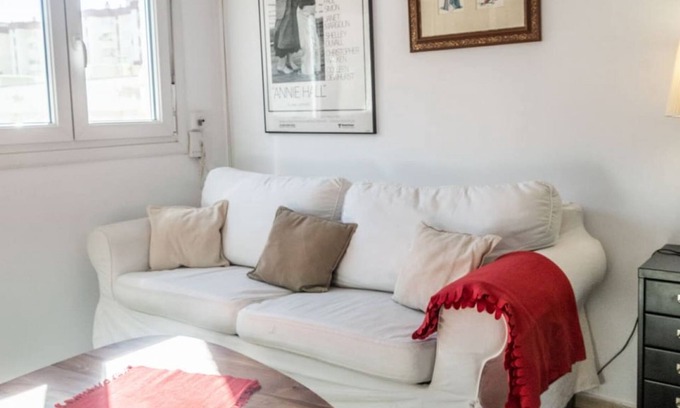 Cadiz House | Top-Rated Cadiz Paradiso Apartment with Spa & Breakfast