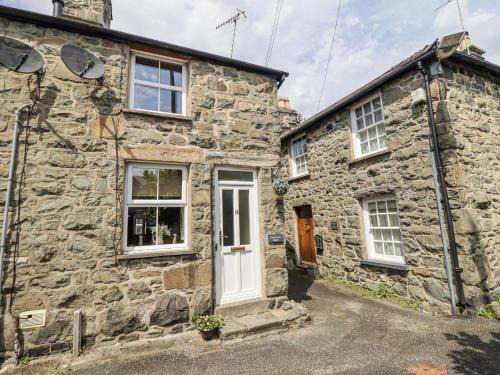 Dolgellau House | Pet-Friendly Escape at Cae Tanws Bach - Rated 8.3/10