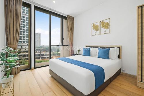 Cilandak Apartment | Discover Caeli by Kozystay - Cilandak with Pool & Family Fun