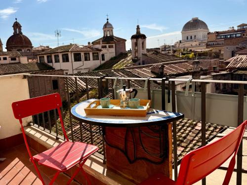 Rione XI Sant'Angelo Apartment | Caesar's Nest