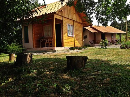 Urubici House | Cozy Café e Cabanas with Pet-Friendly Amenities