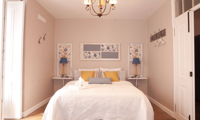 Setubal Apartment | Ocean View Escape at Cafofos da Zeta - Rated 9.8/10