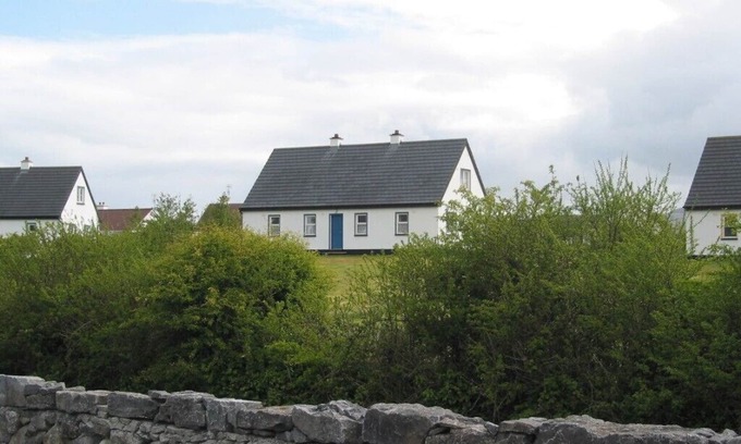 Ballyvaughan Cottage | Scenic Caher Cottage with Oceanfront Pool and Mountain Views