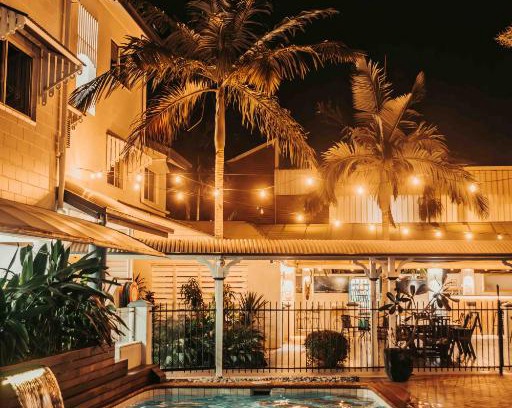 Cairns North Hotel | Pet-Friendly Retreat at Cairns Queens Court with Pool Access