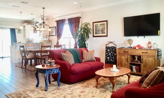 Lake Charles House | Pet-Friendly Cajun Cabin at Penn Properties - Guest Rated 10/10