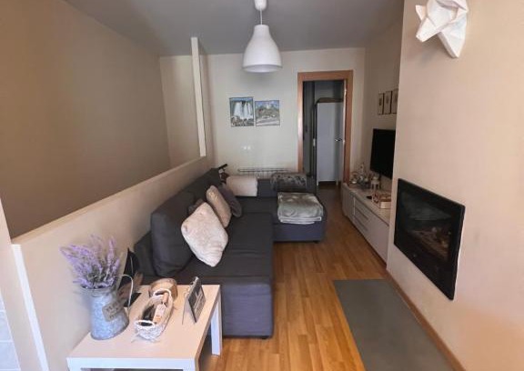 Baga Apartment | Family-Friendly Retreat at Cal Berguedá Awaits You