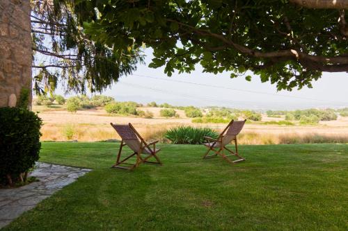 Casserres House | Unforgettable Stay at Cal Campllarg - 4-Star Retreat