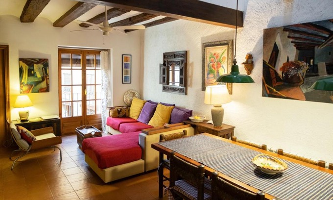 Arnes House | Family-Friendly Retreat at Cal Manso - Rated 9.6/10