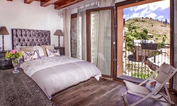Taus House | Remarkable Cal Pastisser de Taús: 9.6/10 & Pet Friendly