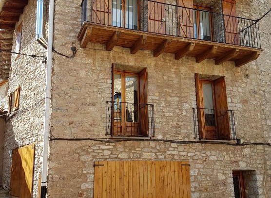 Castellar de N'hug House | Family-Friendly Retreat at Cal Sastre - Rated 8.6/10