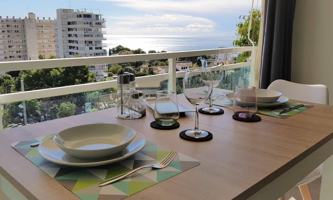 Calamayor Apartment | Cozy Cala Major-Palma: Oceanview Rooms, Steps to Beach!