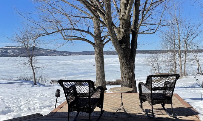 Calabogie Cottage | Unforgettable Calabogie Getaway with Ocean and Lake Views
