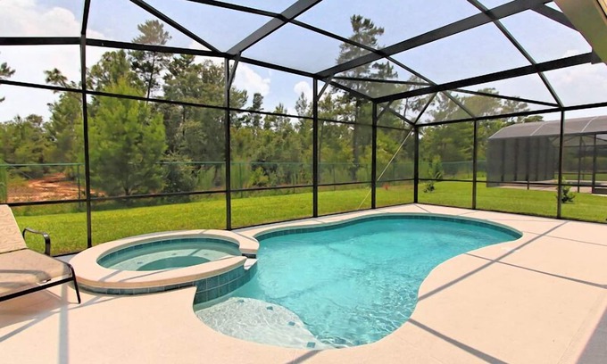 Calabria House | Discover Westside: 10 Min to Disney with Private Pool