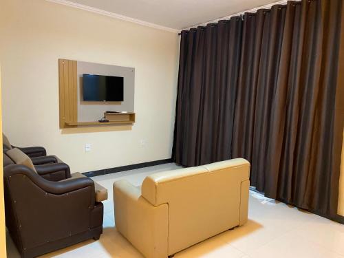 Tucano House | Pet-Friendly Getaway with Pool Access for Your Family