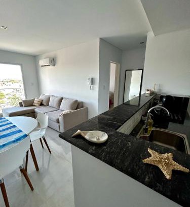 Puerto Madryn Apartment | Exceptional Caleta View Marítimo: Family-Friendly Stay